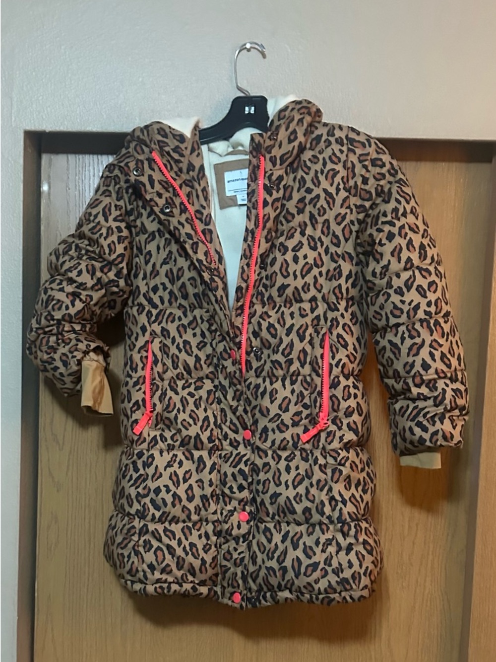 Amazon Essentials Kids Leopard Puffer Coat with Pink Trim